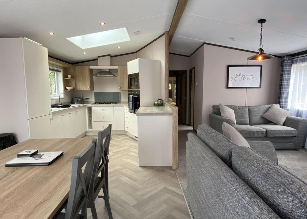 Отель Flusco Wood Great Blencow Экстерьер фото